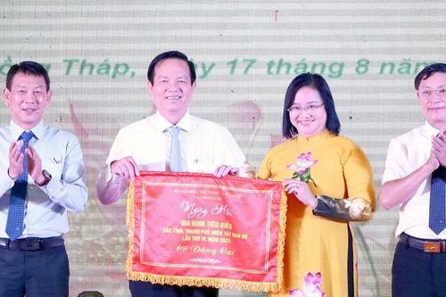 Bế mạc Ngày hội gia đình tiêu biểu các tỉnh thành miền Tây Nam bộ lần thứ V - năm 2024