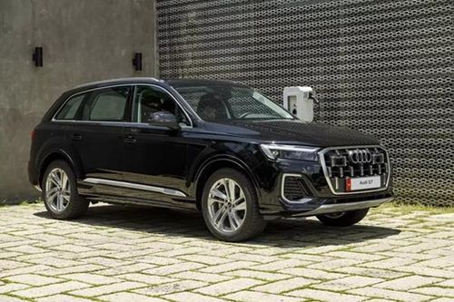 Cận cảnh Audi Q7 2024 từ 3,57 tỷ về Việt Nam, 'đấu' BMW X5