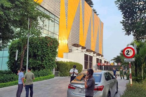 Nghi phạm sát hại bạn gái ở trung tâm thương mại đã qua cơn nguy kịch