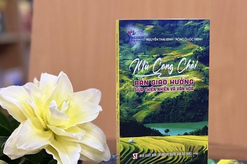 Sách viết về Mù Cang Chải độc giả đọc chỉ muốn 'xách ba lô lên đường'