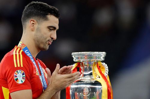 Arsenal chuẩn bị công bố 'bom tấn' Mikel Merino