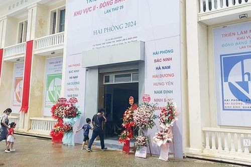 Triển lãm mỹ thuật tại Hải Phòng thưa vắng khách