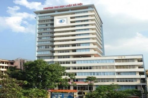 Điểm chuẩn năm 2024 của Trường Đại học Luật Hà Nội; tổ hợp C00 điểm cao nhất