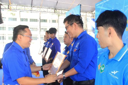 Sôi nổi Ngày hội Tuổi trẻ Đồng Nai sáng tạo và trách nhiệm