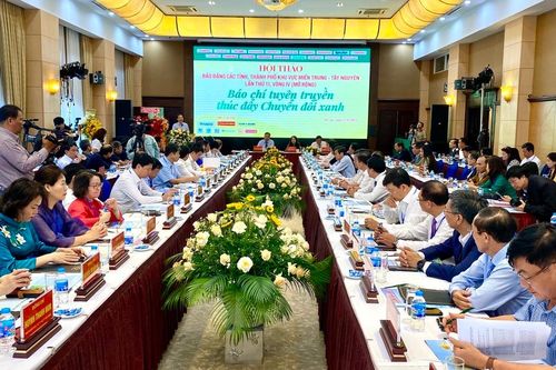 Hội thảo báo Đảng các tỉnh, thành phố khu vực miền Trung-Tây Nguyên lần thứ 11 (vòng IV)