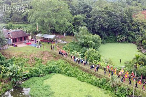 Tưng bừng Lễ hội Đền Nghĩa Đô