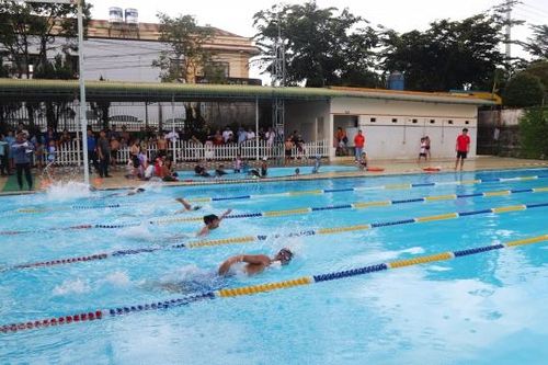 Bảo Lộc: 50 học sinh tranh tài tại Giải bơi thanh thiếu nhi