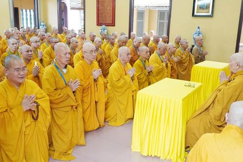 Ban Trị sự GHPGVN Q.10 tổ chức tác pháp Tự tứ, kết thúc khóa An cư kiết hạ Phật lịch 2568
