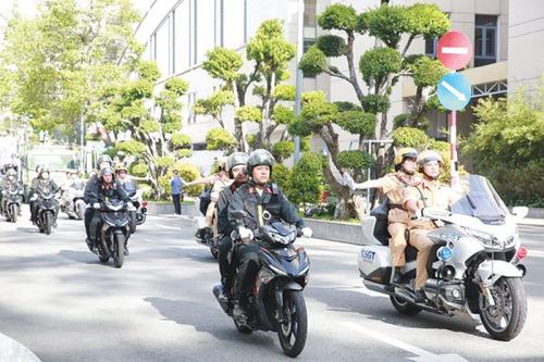 Giữ vững môi trường an ninh, an toàn để TP Hồ Chí Minh phát triển mạnh mẽ