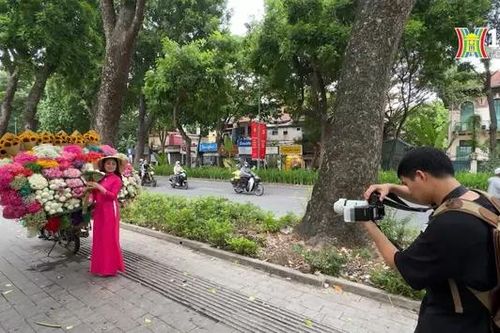 Thu về trên phố Phan Đình Phùng