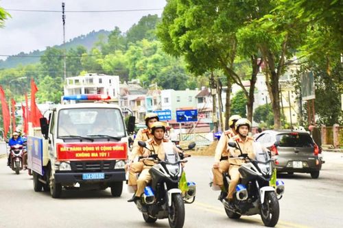 Công an Cao Bằng 79 năm xây dựng, chiến đấu và trưởng thành