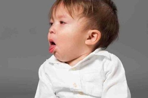 5 lý do khiến trẻ bị ho kéo dài cha mẹ cần biết