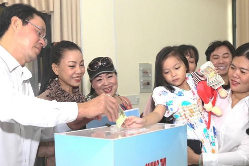 Hơn 1.000 tỷ đồng hỗ trợ người nghèo