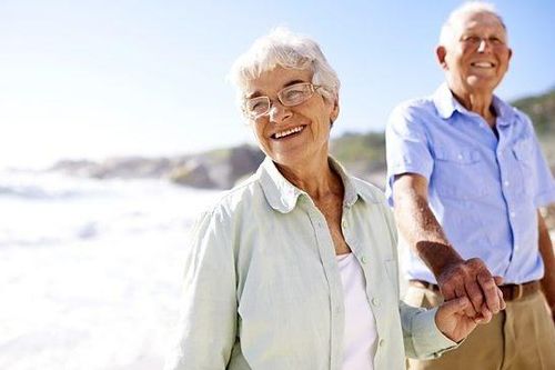 Dịch vụ 'du lịch báo hiếu' ra đời ở nước nào?