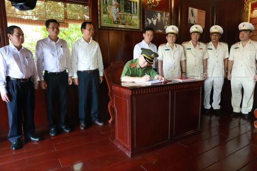 Công an Đắk Nông đoàn kết thực hiện Di chúc của Chủ tịch Hồ Chí Minh