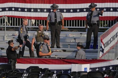 Sự thật đáng lo ngại xuất hiện trong cuộc điều tra nổ súng vào ông Trump