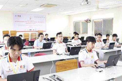 Điểm chuẩn vào Trường ĐH CNTT và Truyền thông Việt - Hàn (Đại học Đà Nẵng) cao nhất 27 điểm