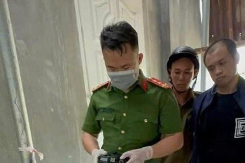 Công an quật ngã, bắt giữ một đối tượng có súng