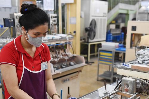 Những nghịch lý trong bức tranh kinh tế