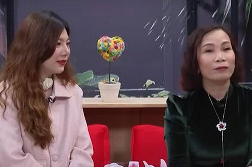 Mẹ chồng 'teen' thích ăn diện, hài hước kể chuyện làm TikTok cùng con dâu