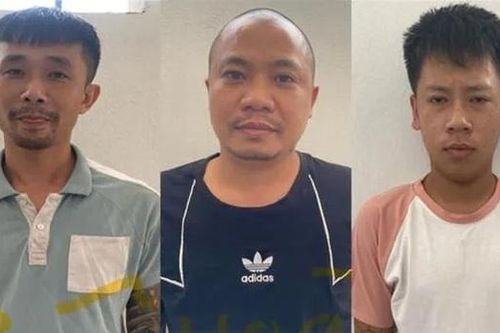 3 đối tượng bắt rồi hành hung nhân viên cầm đồ để đòi lại xe máy
