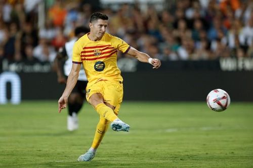Lewandowski tỏa sáng giúp Barca ngược dòng thành công