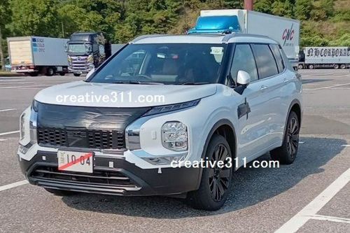 Mitsubishi Outlander 2025 lộ diện trên đường phố trước ngày ra mắt