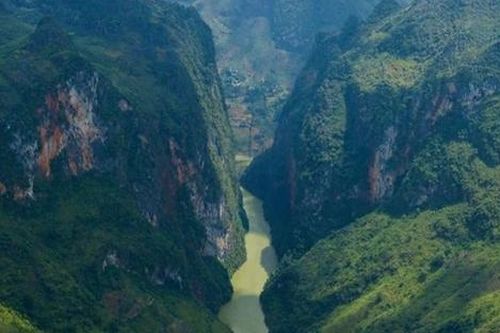 Một nơi ở Việt Nam sở hữu đệ nhất hùng quan của Đông Nam Á, điểm đến độc nhất vô nhị từng ít ai dám đến