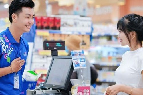 Hàng ngàn mặt hàng giảm giá hơn 50% trước thềm năm học mới