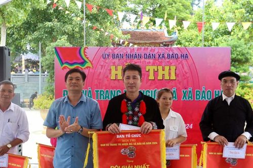 Đội Bảo Vinh giành giải Nhất Hội thi đan và trang trí ngựa mã xã Bảo Hà năm 2024