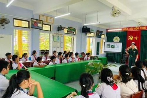 Nâng cao nhận thức chủ quyền biên giới, biển, đảo cho học sinh