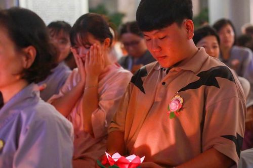 Chùa Liên Trì, Vạn Liên, Vạn Phước (TP.Vũng Tàu) thắp nến tri ân nhân mùa Vu lan - Báo hiếu
