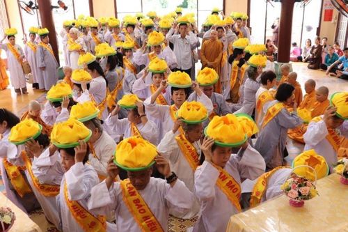 Đại lễ Vu lan và dâng pháp y tại tổ đình Ngọc Phương (Q.Gò Vấp)