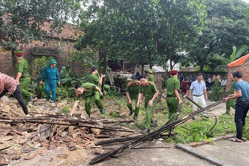 Công an Bắc Giang: Bàn giao 27 ngôi nhà tình nghĩa cho các hộ khó khăn
