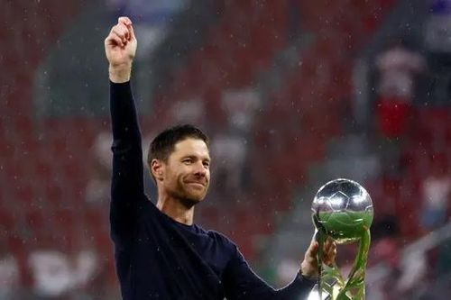 Bayer Leverkusen thành công giành cú ăn ba lịch sử