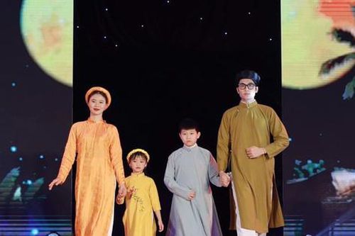 Tin tức đặc biệt trên báo in Hànôịmới ngày 18-8-2024