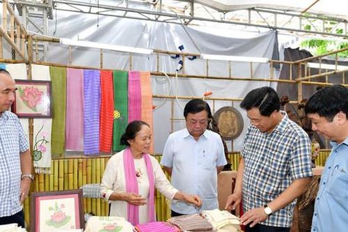 Phát triển sản phẩm OCOP Hà Nội: Lợi thế từ vốn văn hóa, tri thức bản địa