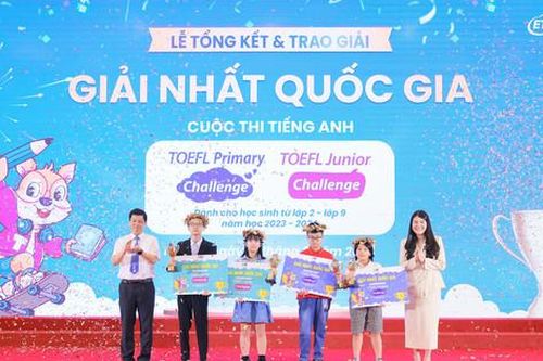 32 thí sinh đạt giải cuộc thi tiếng Anh TOEFL Primary Challenge và TOEFL Junior Challenge