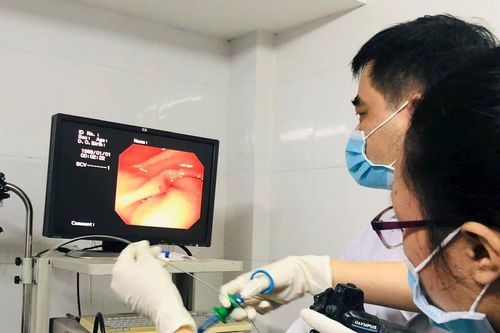 Cảnh giác với dị vật thuốc nguyên vỏ trong đường tiêu hóa