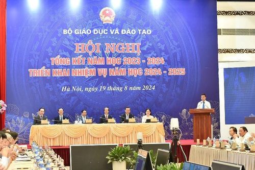 Tiếp tục đổi mới, nâng cao chất lượng giáo dục và đào tạo