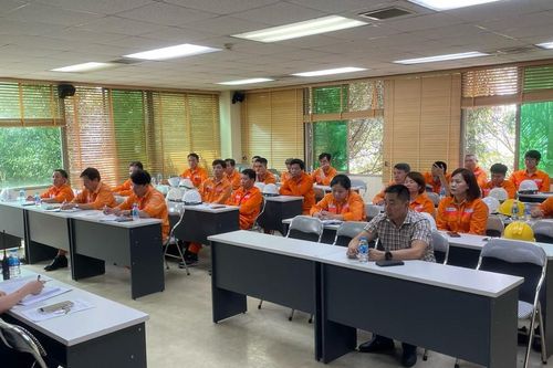 Tiết kiệm điện để hạn chế lãng phí năng lượng