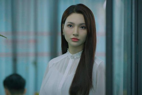 Chuyện trai nghèo yêu chị đẹp ở phim giờ vàng gây tranh cãi