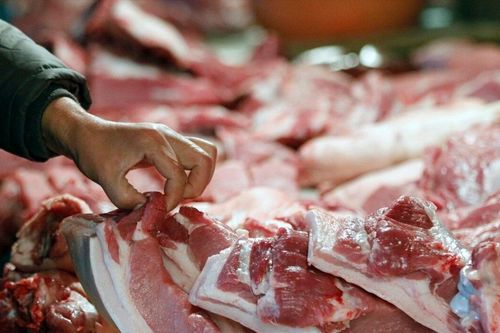 Thịt lợn có dấu hiệu này dù ngon mấy cũng không nên ăn