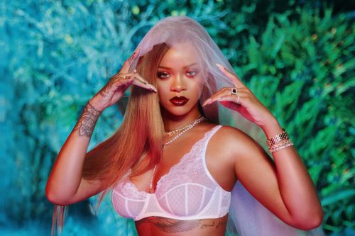 Victoria's Secret chi 18 triệu USD chiêu mộ CEO công ty đối thủ