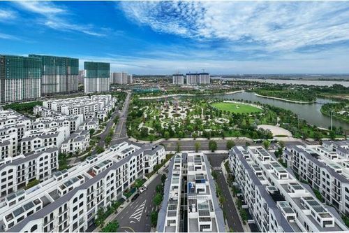 Nhà giàu 'xuống tiền' khiến giá biệt thự tiếp tục tăng cao
