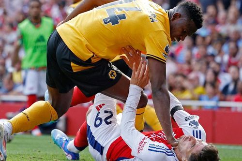 Arsenal và pháo lệnh của cuộc đua vô địch