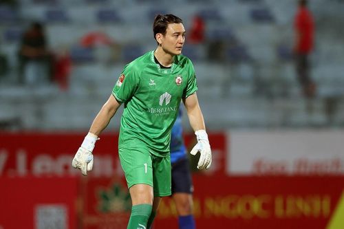 Bóng đá Việt Nam trước mùa giải 2024/25: Giống mà vẫn khác?