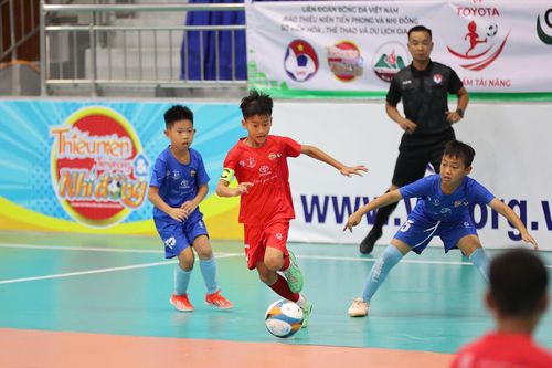 Tám đội mạnh vào vòng tứ kết Giải U9 toàn quốc