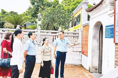 Nhân rộng những cách làm hay trong thực hiện các quy tắc ứng xử