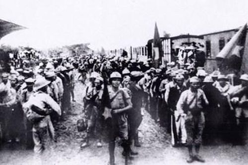 Vai trò của lực lượng vũ trang trong Cách mạng Tháng Tám năm 1945